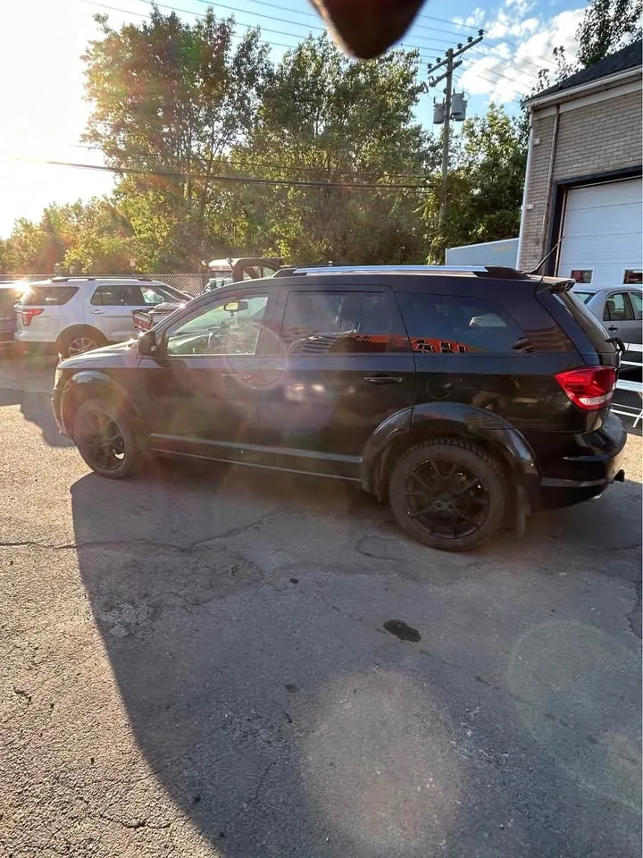Dodge Journey 2011 photo 5