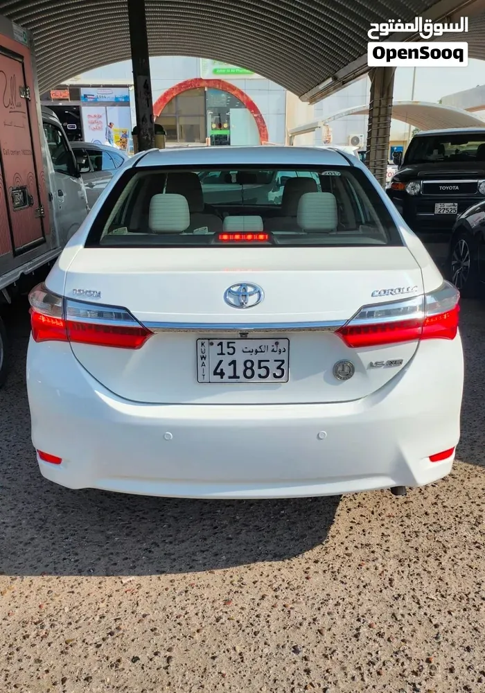 Toyota Corolla 2017 photo 2