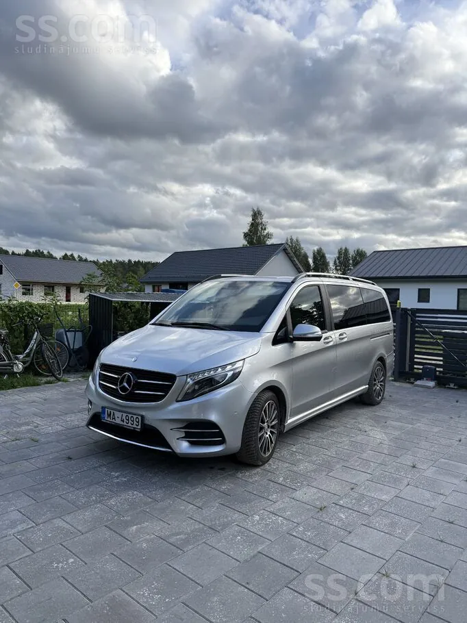 Mercedes-Benz V-Class 2015 photo 2