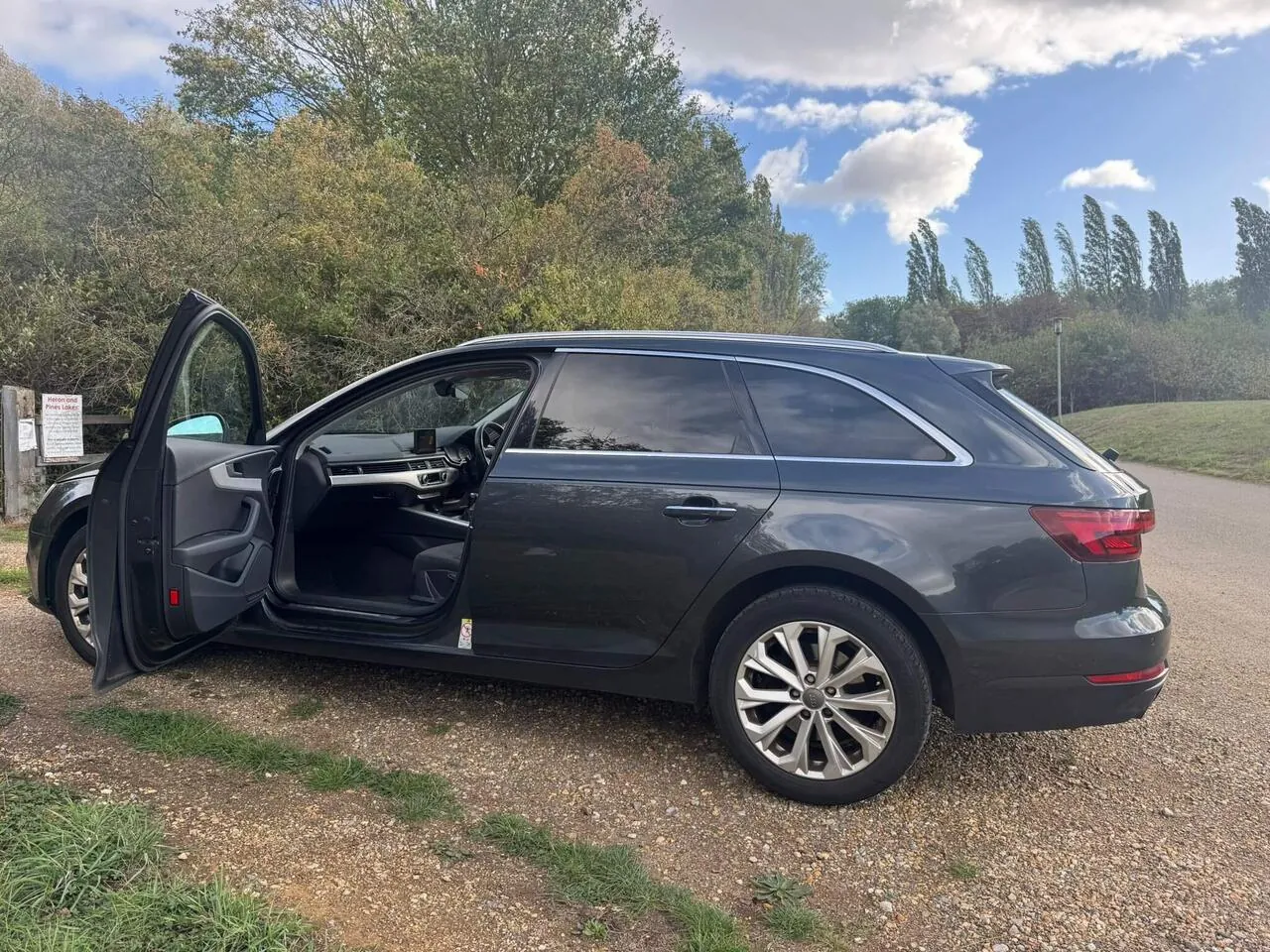 Audi A4 Avant 2017 photo 4