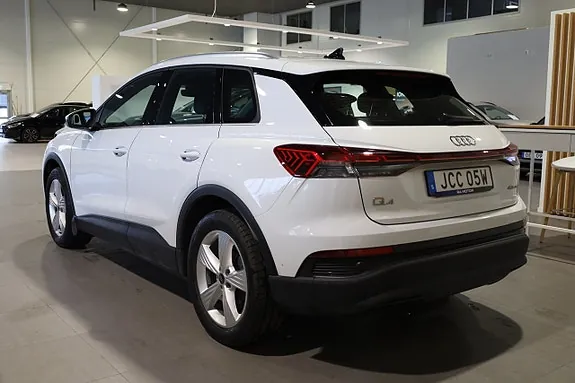 Audi Q4 E-Tron 2023 photo 3