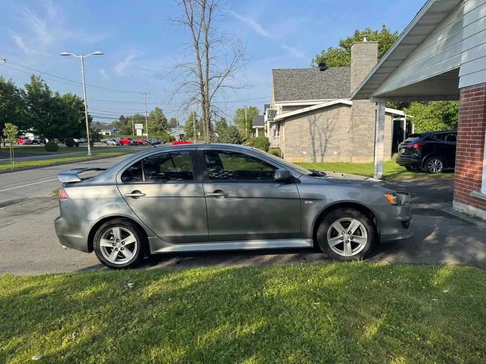 Mitsubishi Lancer