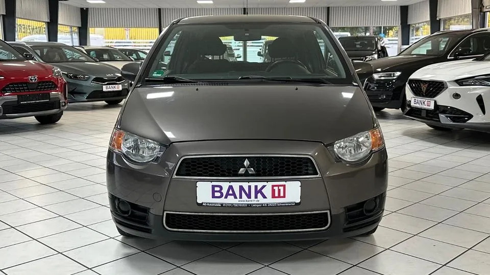 Mitsubishi Colt