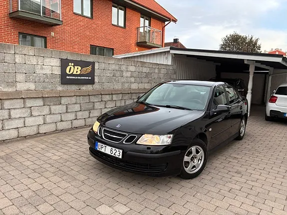 Saab 9-3 2004 photo 3