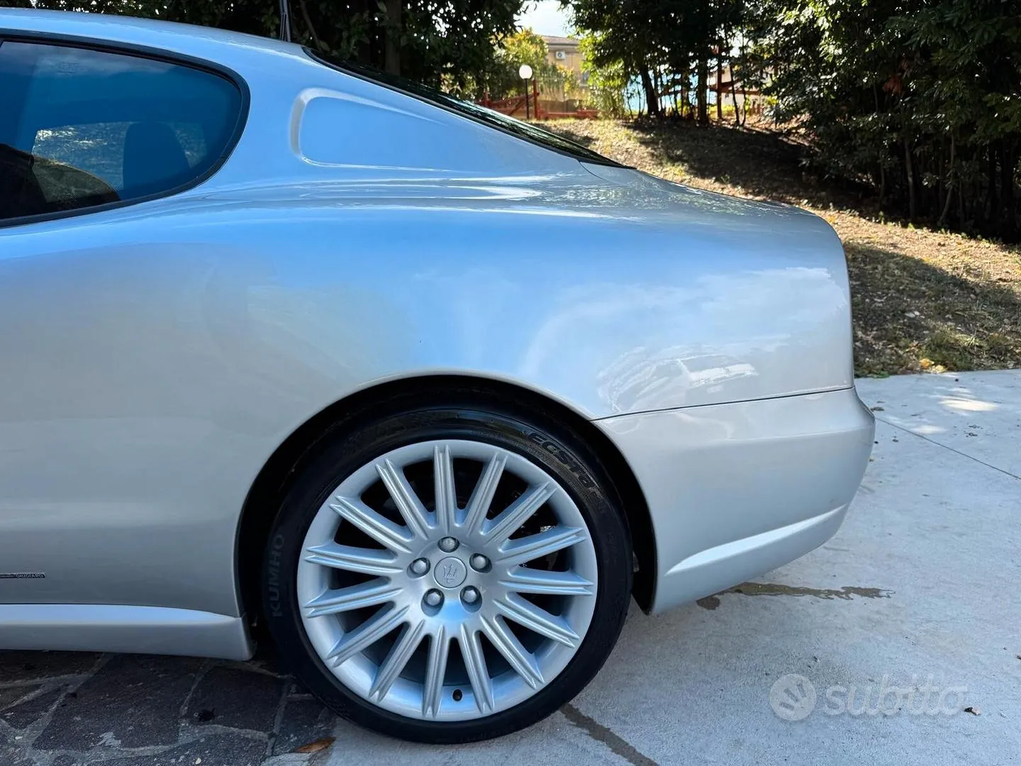 Maserati Coupe 2003 photo 3