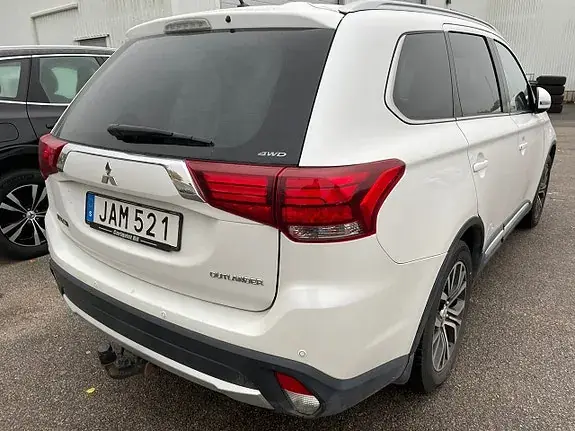 Mitsubishi Outlander 2015 photo 3