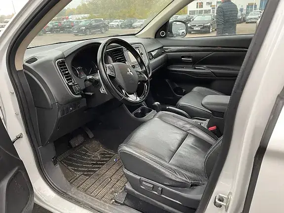 Mitsubishi Outlander 2015 photo 5