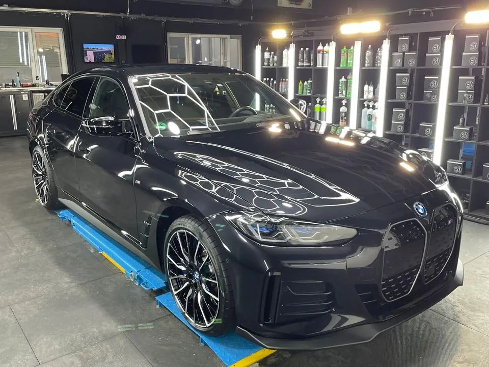 BMW I4 M50