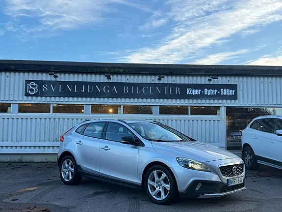 Volvo V40 Cross Country 2014 photo 3