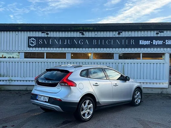 Volvo V40 Cross Country 2014 photo 2