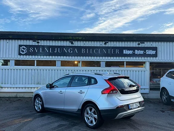 Volvo V40 Cross Country 2014 photo 4