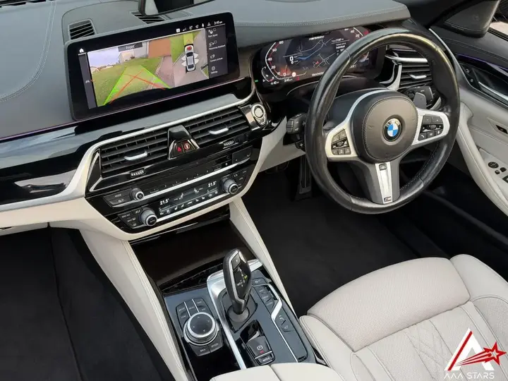 BMW 5 Series 2022 photo 3