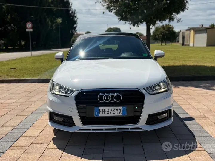 Audi A1 2017 photo 2