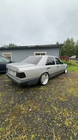 Mercedes-Benz 300 D 1992 photo 2