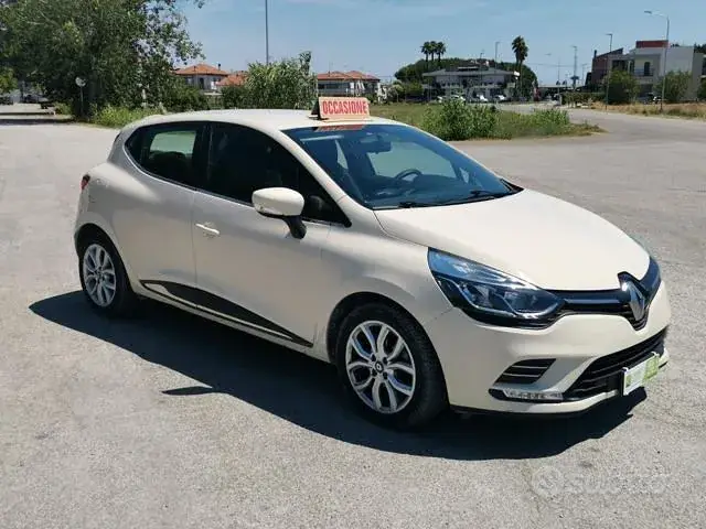 Renault Clio 2018 photo 3