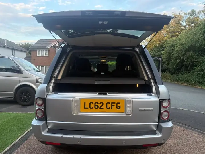 Land Rover Range Rover 2012 photo 4