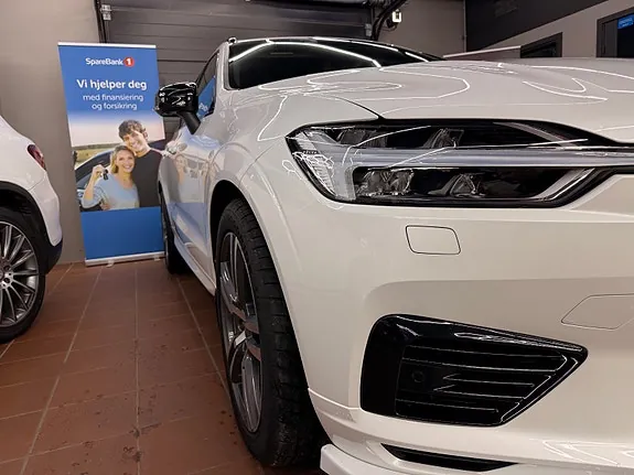 Volvo Xc60 2020 photo 2