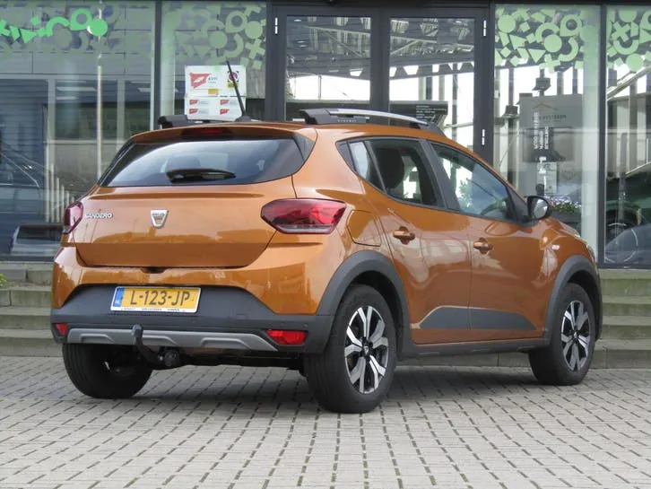 Dacia Sandero Stepway 2021 photo 2