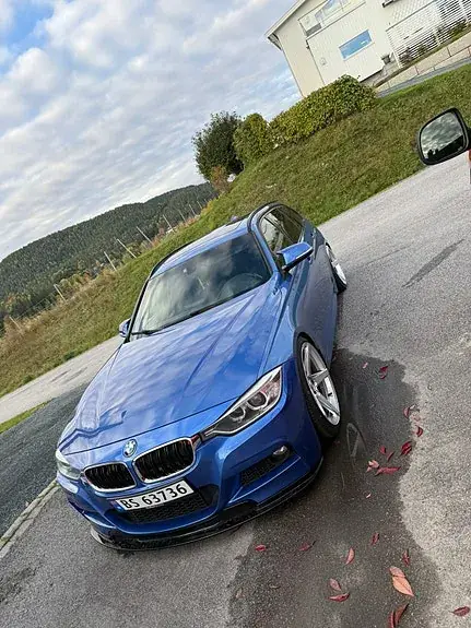 BMW 320I 2013 photo 3