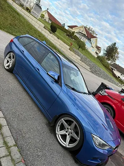 BMW 320I 2013 photo 4
