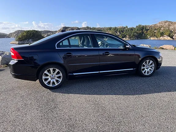 Volvo S80