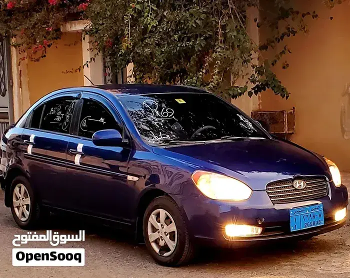 Hyundai Accent 2010 photo 4