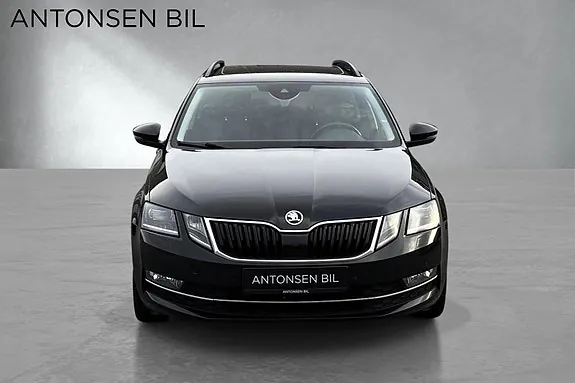 Skoda Octavia 2018 photo 2