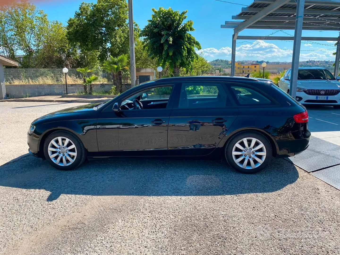 Audi A4 Avant 2012 photo 5