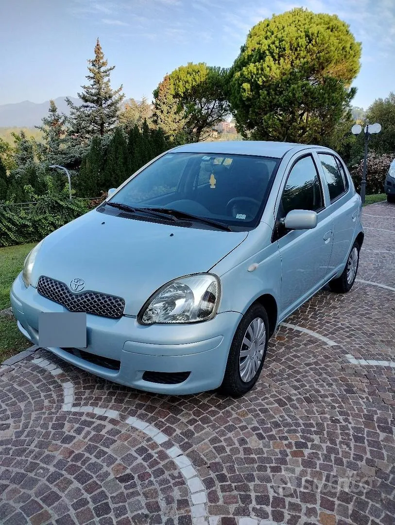 Toyota Yaris 2004 photo 3
