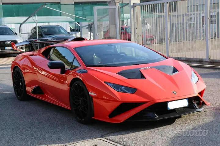 Lamborghini Huracán 2024 photo 3