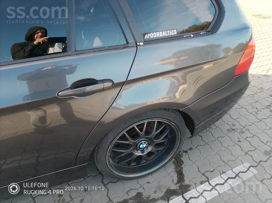 BMW 330 2007 photo 3