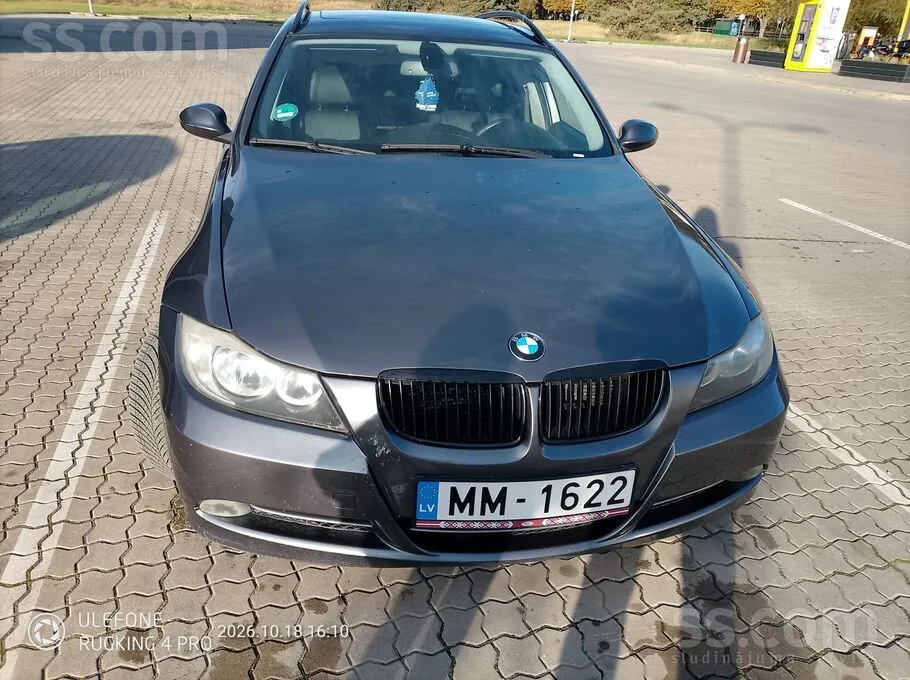 BMW 330