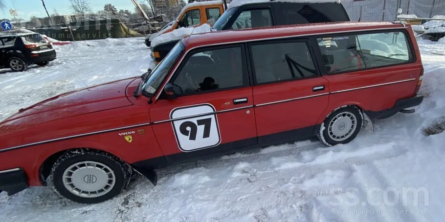 Volvo 245 1989 photo 4