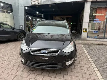 Ford Galaxy 2011 photo 2