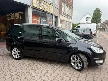 Ford Galaxy 2011 photo 3