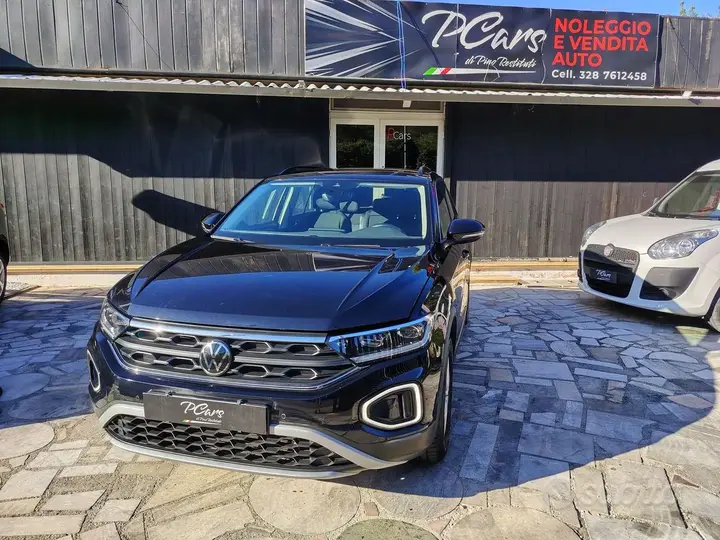 Volkswagen T-Roc 2022 photo 2
