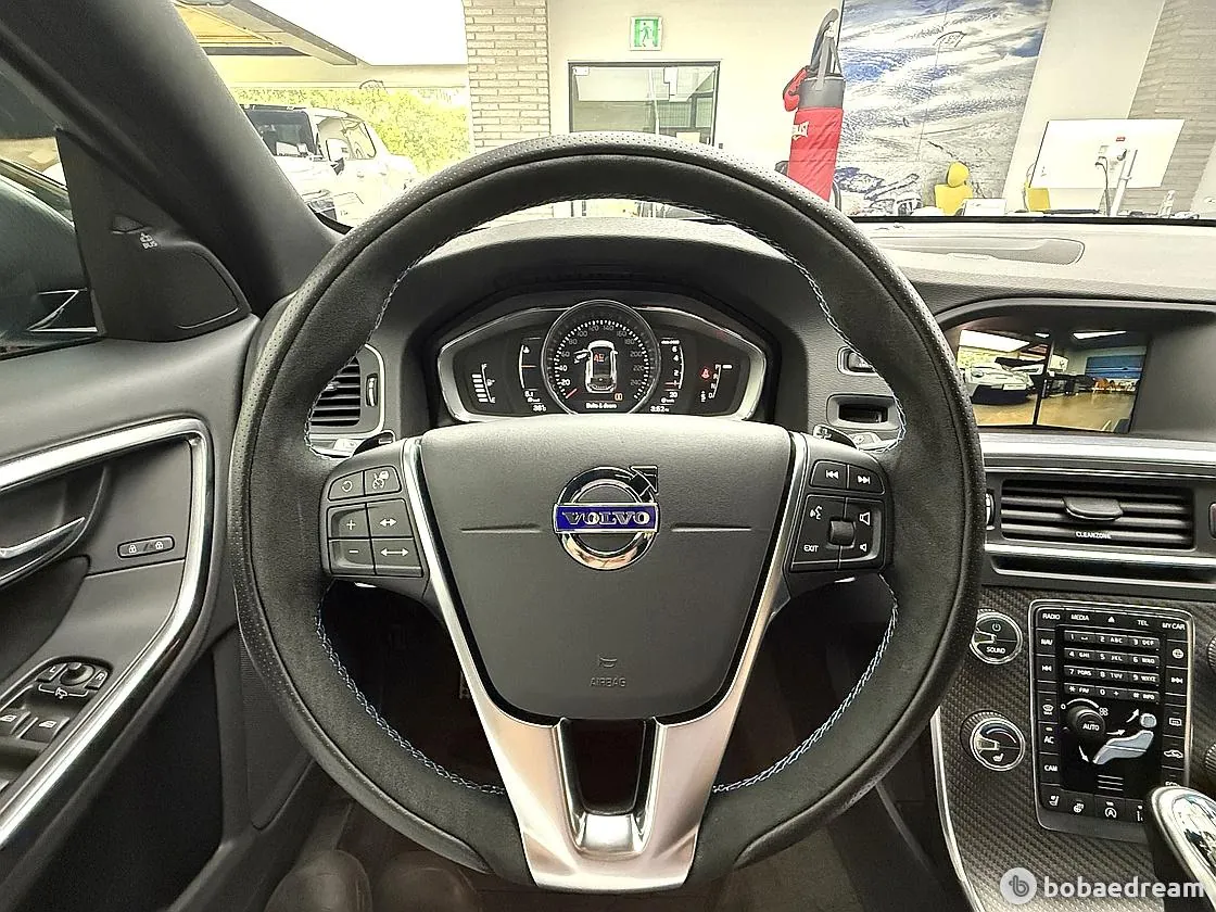 Volvo V60 2018 photo 4