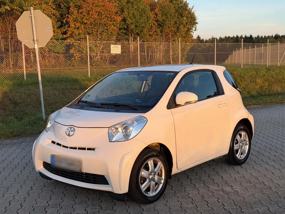 Toyota Iq