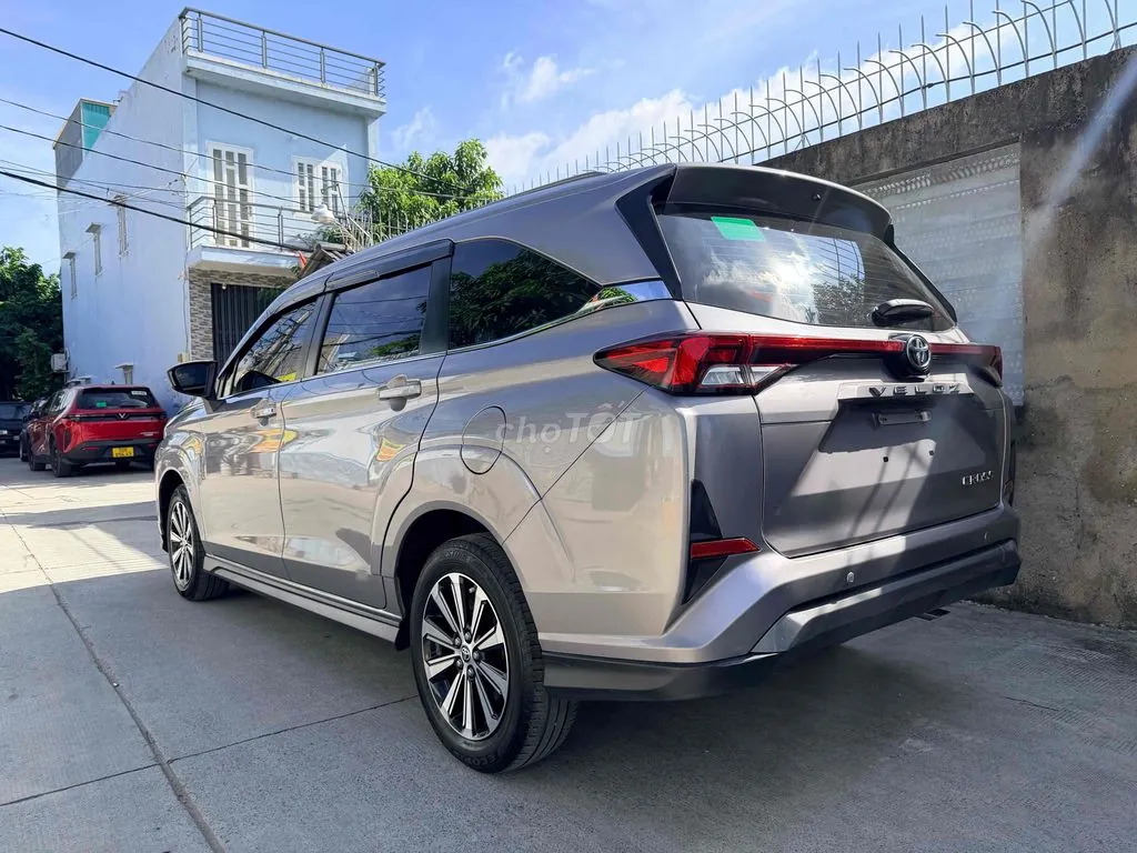 Toyota Veloz Cross 2024 photo 4