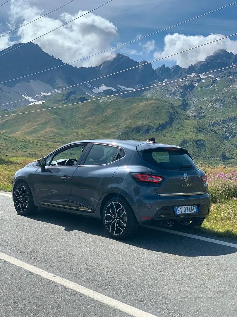 Renault Clio 2019 photo 2