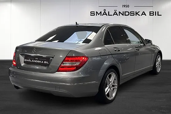 Mercedes-Benz C180 2012 photo 4