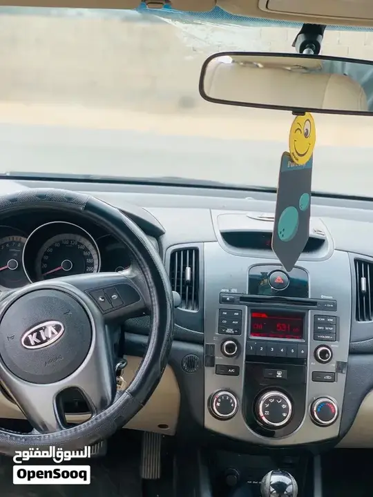 Kia Forte 2012 photo 3