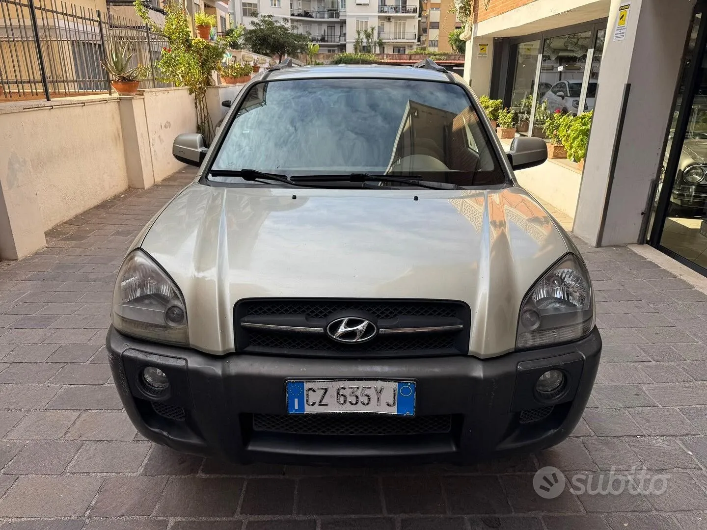 Hyundai Tucson 2005 photo 2