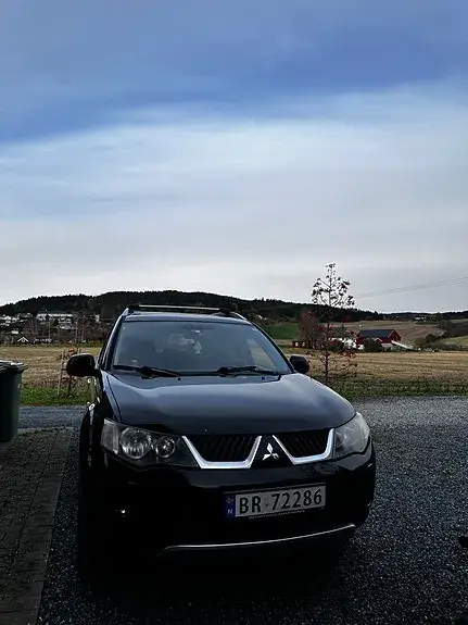 Mitsubishi Outlander 2008 photo 2