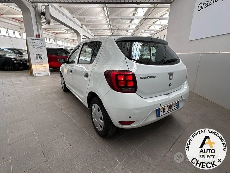 Dacia Sandero 2018 photo 4