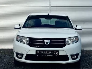 Dacia Sandero 2015 photo 2