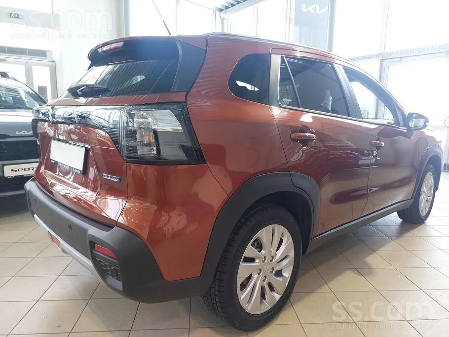 Suzuki S-Cross 2026 photo 4