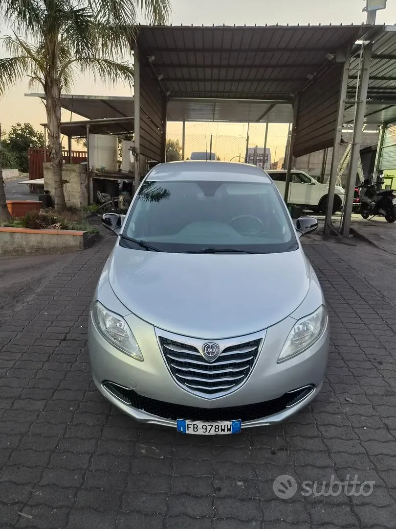 Lancia Ypsilon 2016 photo 3