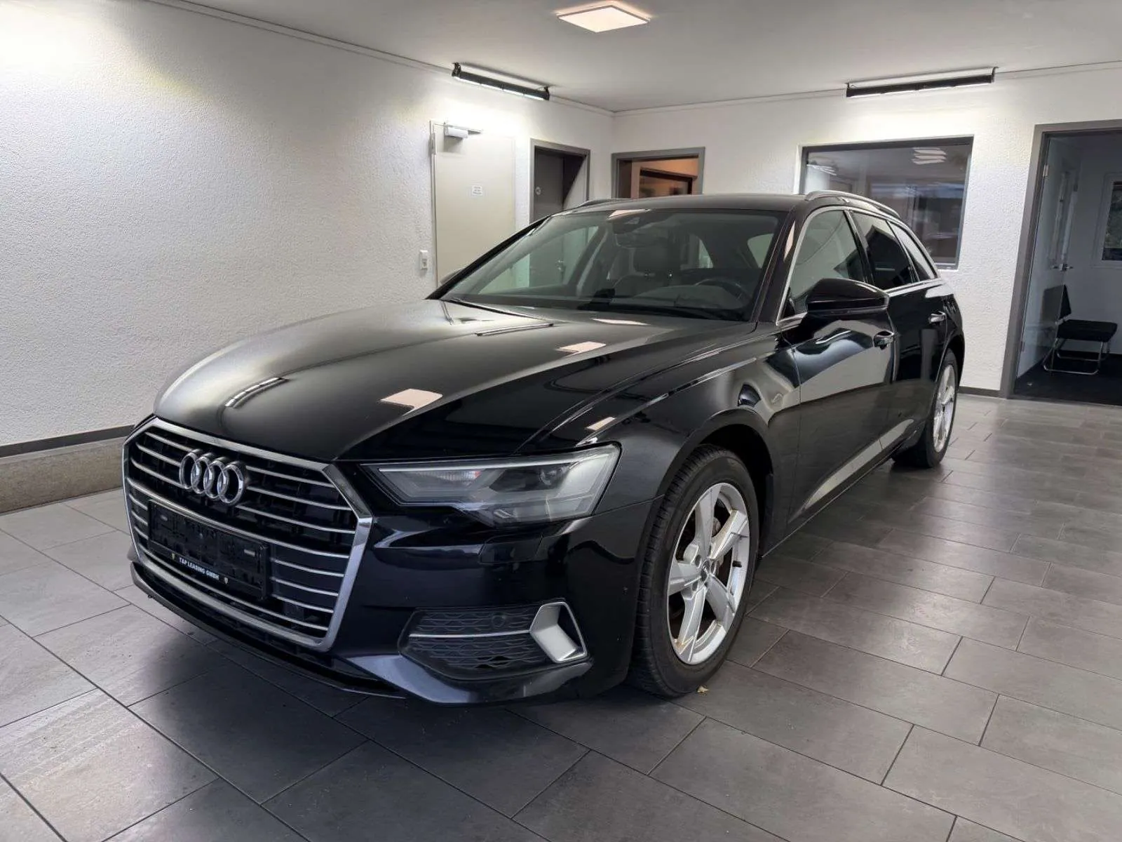 Audi A6 Avant 2019 photo 2
