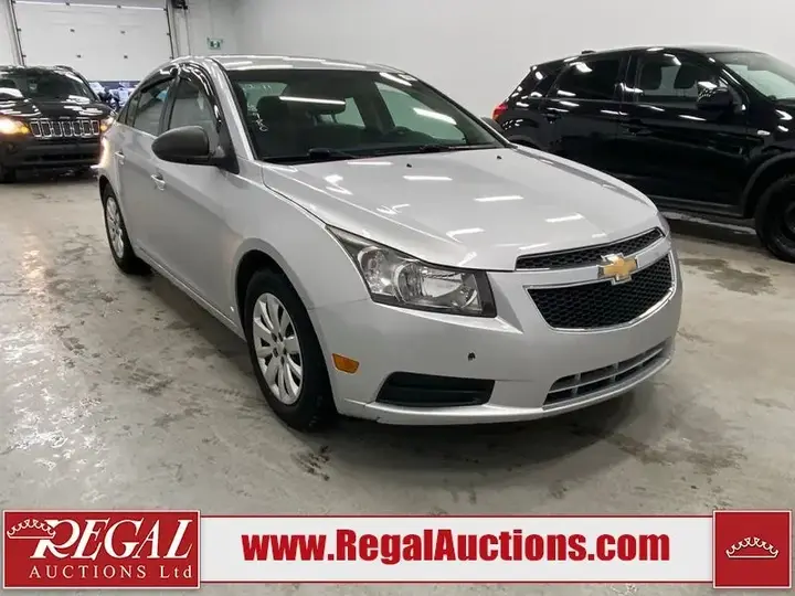 Chevrolet Cruze 2011 photo 2